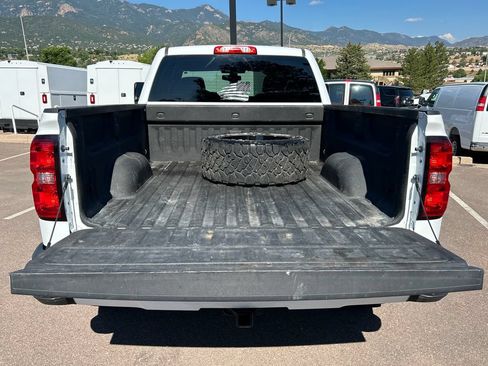 Used 2019 Chevrolet Silverado 1500 LT w/ All Star Edition AWD/4WD image 5