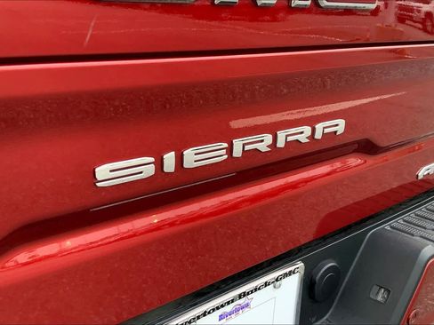 Used 2022 GMC Sierra 1500 AT4 w/ AT4 Premium Package image 32