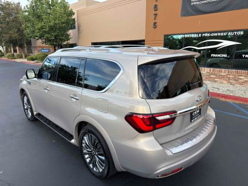 Used 2019 INFINITI QX80 Luxe w/ 22" Wheel Package AWD/4WD image 17