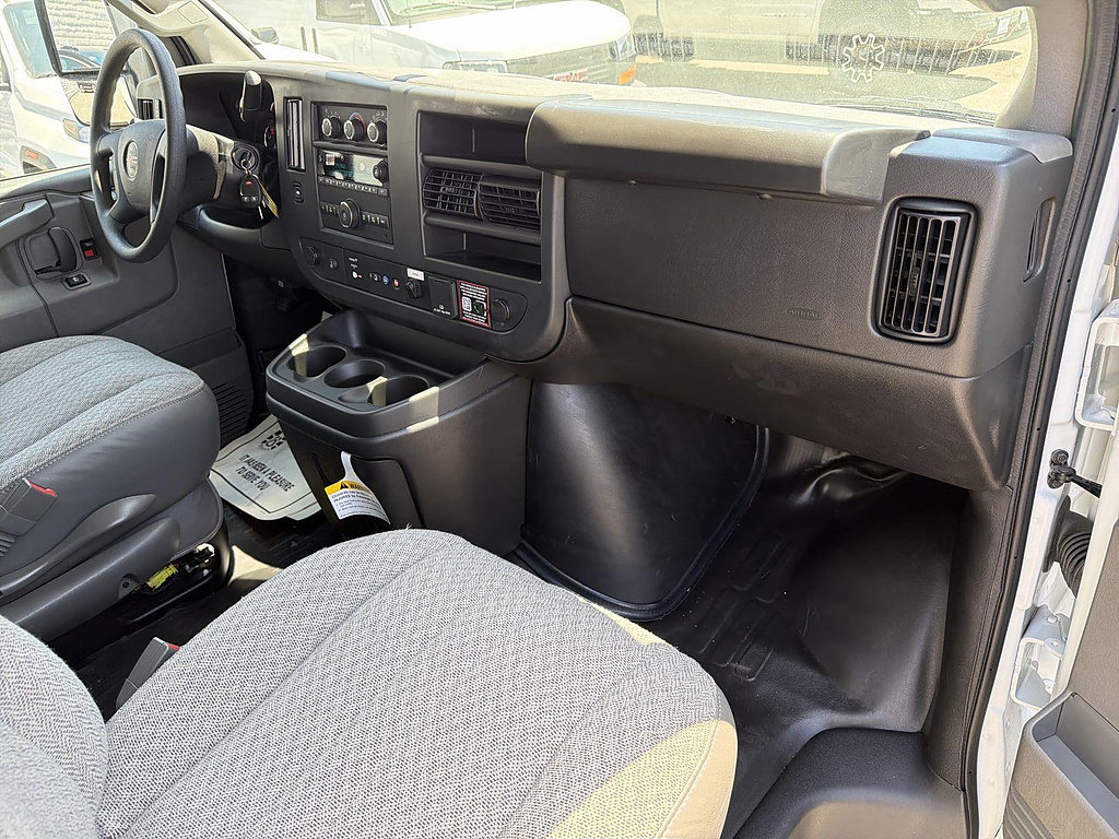 New 2025 GMC Savana 3500 w/ Power Convenience Package RWD image 26