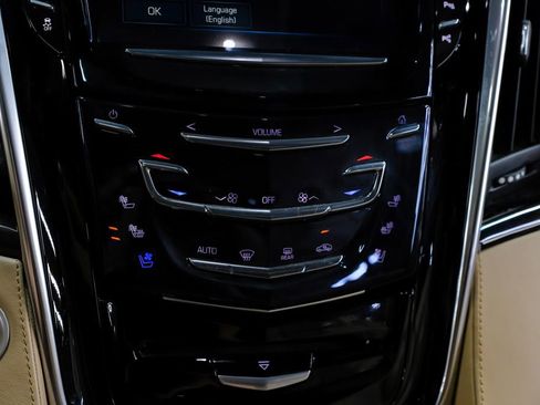 Used 2018 Cadillac Escalade ESV Platinum image 31