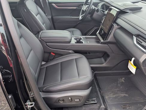 New 2026 GMC Acadia Elevation w/ Elevation Premium Package AWD/4WD image 26