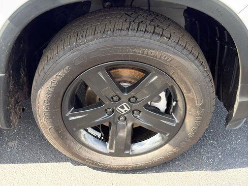 Certified 2023 Honda Ridgeline Black Edition image 37