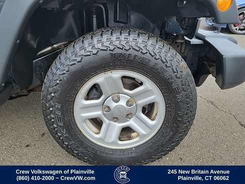 Used 2016 Jeep Wrangler Unlimited Sport AWD/4WD image 19