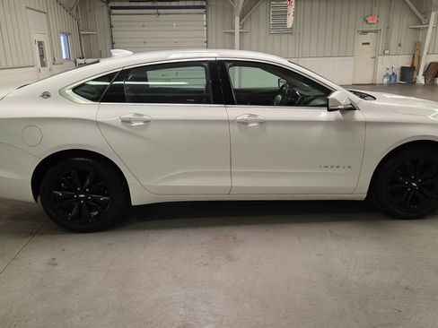 Used 2018 Chevrolet Impala LT FWD image 9