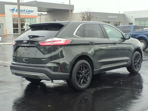 Used 2024 Ford Edge SEL image 6