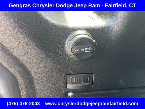 Used 2023 Jeep Wrangler Unlimited Rubicon 4xe w/ Cold Weather Group AWD/4WD image 28