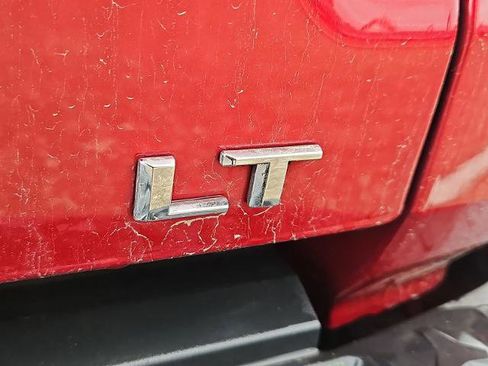 Used 2023 Chevrolet Colorado LT w/ LT Convenience Package II image 27