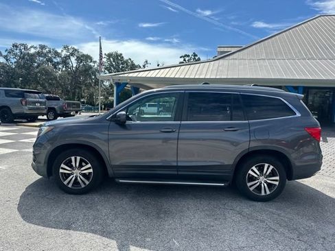 Used 2017 Honda Pilot EX-L image 2
