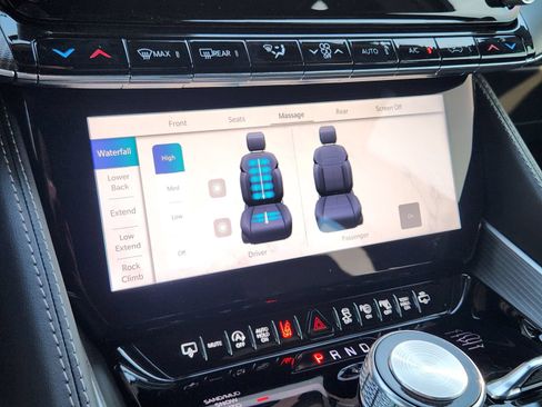 New 2026 Jeep Grand Wagoneer Summit w/ Rear Seat Video Group I AWD/4WD image 17