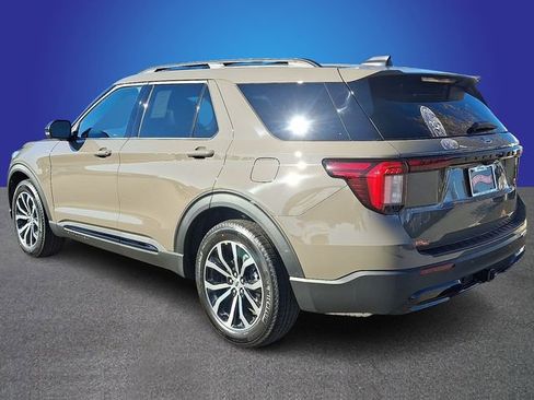 New 2026 Ford Explorer ST-Line w/ Premium Package image 4
