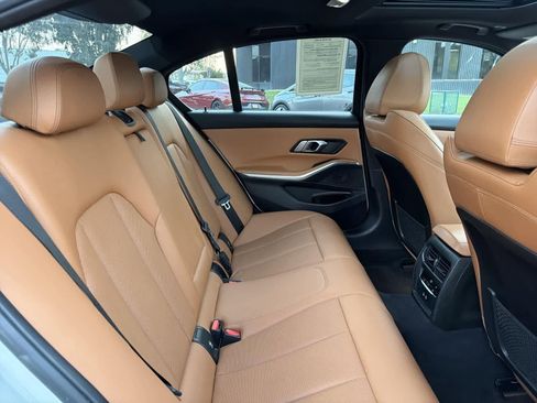 Used 2022 BMW M340i w/ Driving Assistance Package image 33