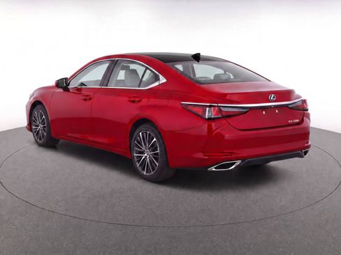 Used 2025 Lexus ES 350 w/ Premium Package FWD image 4