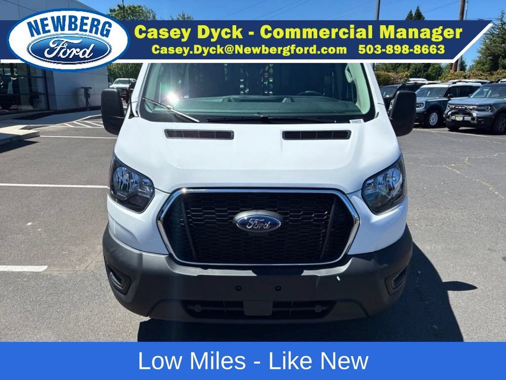 Used 2025 Ford Transit 250 Low Roof w/ Exterior Upgrade Package RWD image 2