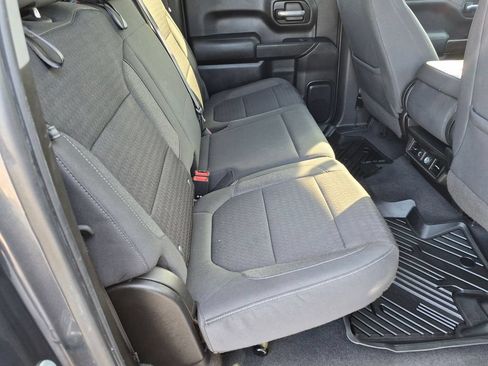 Used 2022 Chevrolet Silverado 1500 LT RWD image 18