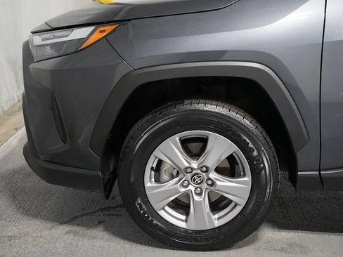 Certified 2025 Toyota RAV4 XLE FWD image 5