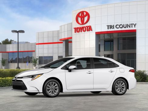 New 2026 Toyota Corolla LE FWD image 3