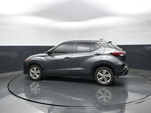 Used 2024 Nissan Kicks S FWD image 2