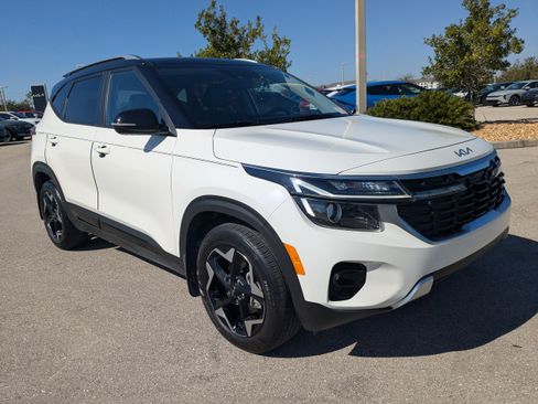 Used 2025 Kia Seltos S image 35