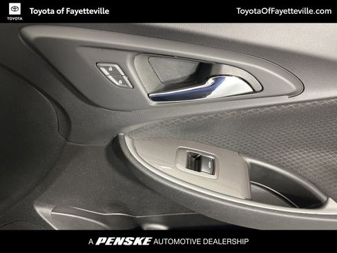 Used 2023 Chevrolet Malibu LT FWD image 11
