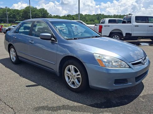 Used 2007 Honda Accord EX image 3