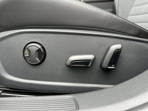 New 2026 Volkswagen Jetta SE image 13