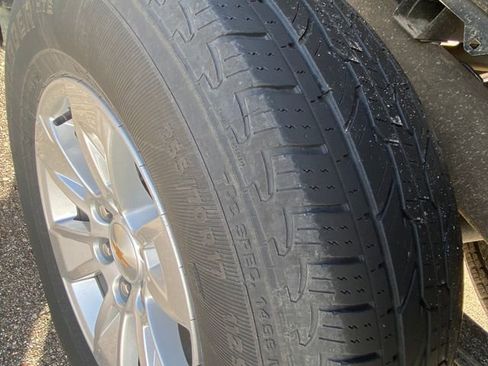 Used 2025 Chevrolet Silverado 1500 LT image 11