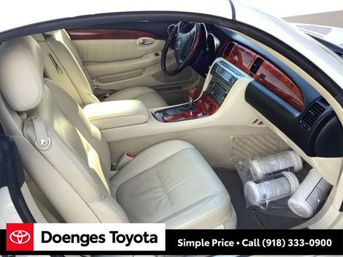 Used 2007 Lexus SC 430 Convertible image 9