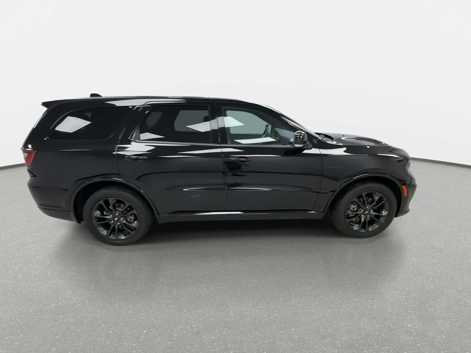 Used 2022 Dodge Durango R/T w/ Blacktop Package AWD/4WD image 9