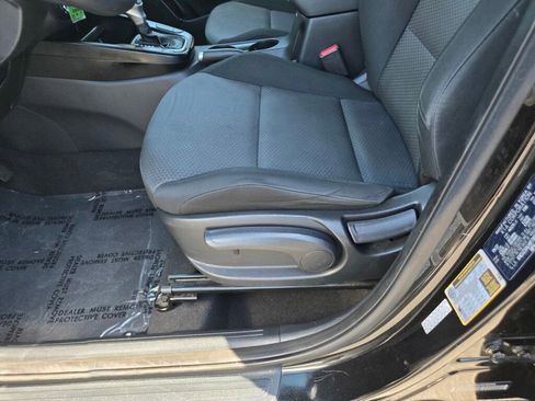 Used 2023 Kia Soul LX image 15