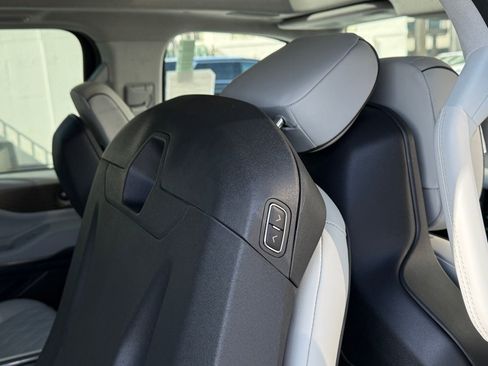 New 2026 Lincoln Navigator Black Label AWD/4WD image 16