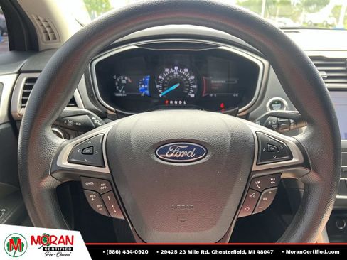Used 2020 Ford Fusion SE FWD image 18