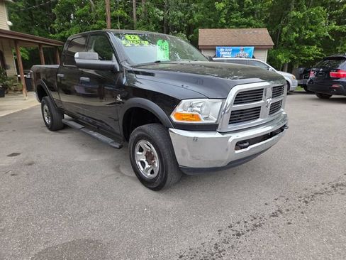 Used 2012 RAM 2500 ST w/ Chrome Appearance Group AWD/4WD image 8