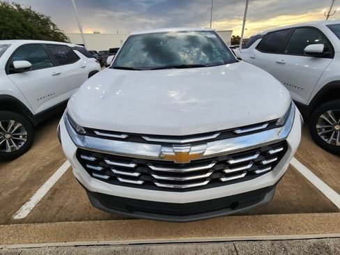 Used 2026 Chevrolet Equinox LT FWD image 12