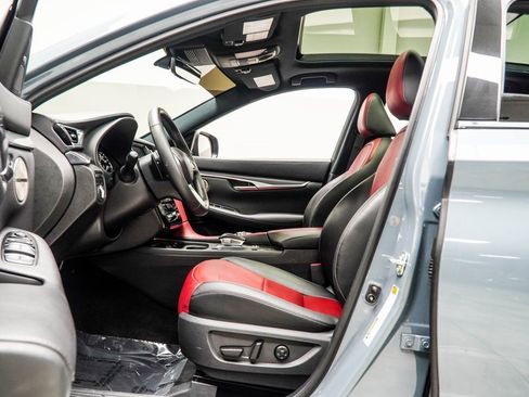 Used 2023 INFINITI QX50 Sport image 35