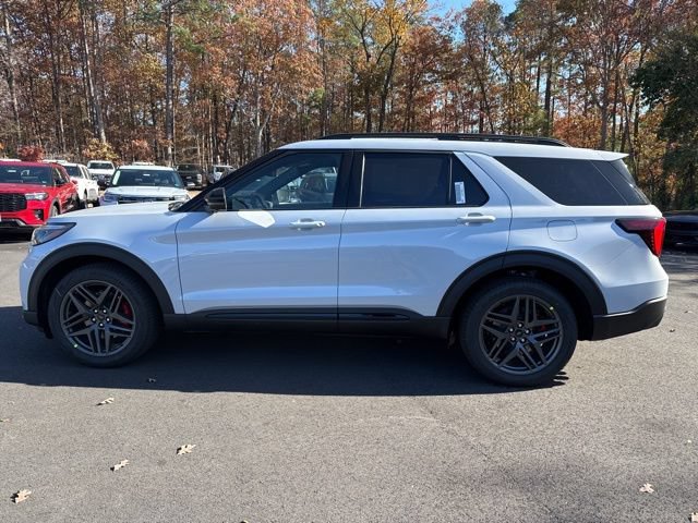 Used 2026 Ford Explorer ST w/ Sun And Sound Package AWD/4WD image 2