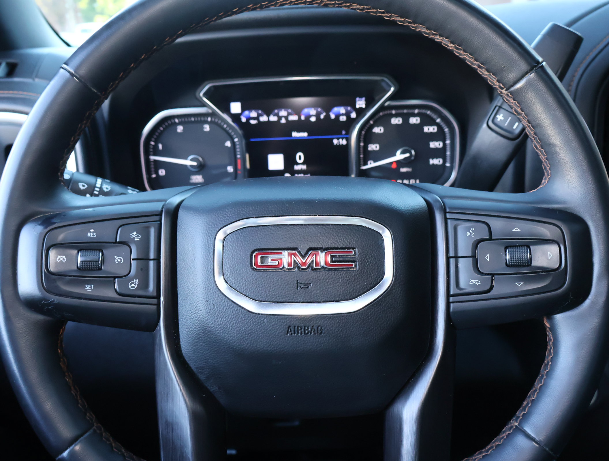 Used 2023 GMC Sierra 2500 AT4 w/ AT4 Preferred Package AWD/4WD image 16