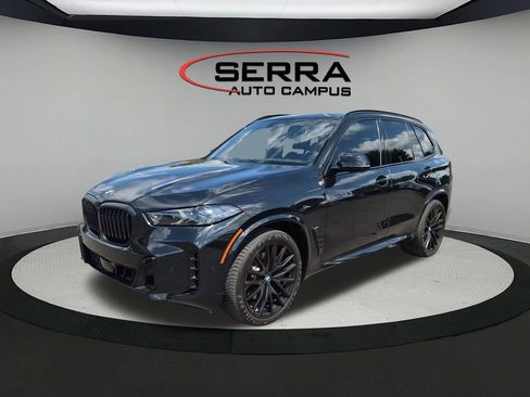 Used 2025 BMW X5 xDrive40i w/ M Sport Package AWD/4WD image 1