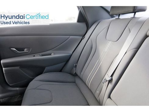 Certified 2024 Hyundai Elantra SEL w/ Convenience Package image 14