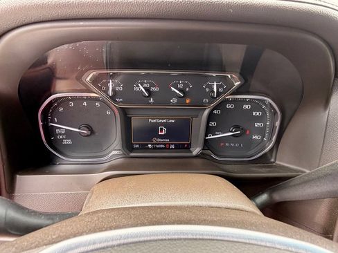 Used 2021 GMC Sierra 1500 SLT w/ SLT Premium Plus Package AWD/4WD image 27