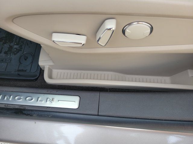 Certified 2021 Lincoln Nautilus FWD w/ Equipment Group 101A image 23