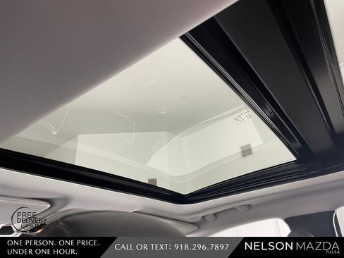 Used 2021 Jeep Cherokee Latitude Lux w/ Sun & Sound Group image 36