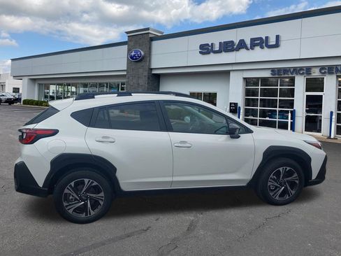 Used 2025 Subaru Crosstrek 2.0i Premium AWD/4WD image 8