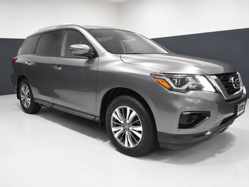 Used 2020 Nissan Pathfinder S AWD/4WD image 7