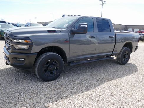 New 2026 RAM 2500 Tradesman AWD/4WD image 9