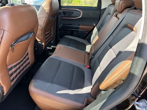 Used 2021 Ford Bronco Sport Outer Banks w/ Outer Banks Package AWD/4WD image 11