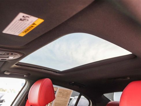 Used 2025 Genesis G70 3.3T Advanced image 30