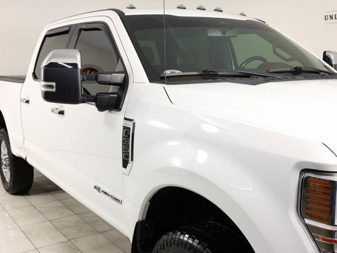 Used 2020 Ford F350 Platinum w/ FX4 Off-Road Package image 39