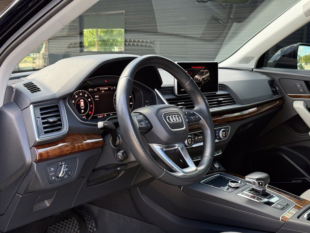 Used 2018 Audi Q5 2.0T Premium Plus w/ Premium Plus Package AWD/4WD image 10
