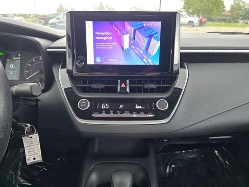 Used 2023 Toyota Corolla LE FWD image 27
